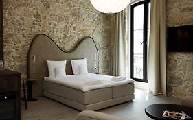 Notre Dame City Residence - Self Check-In